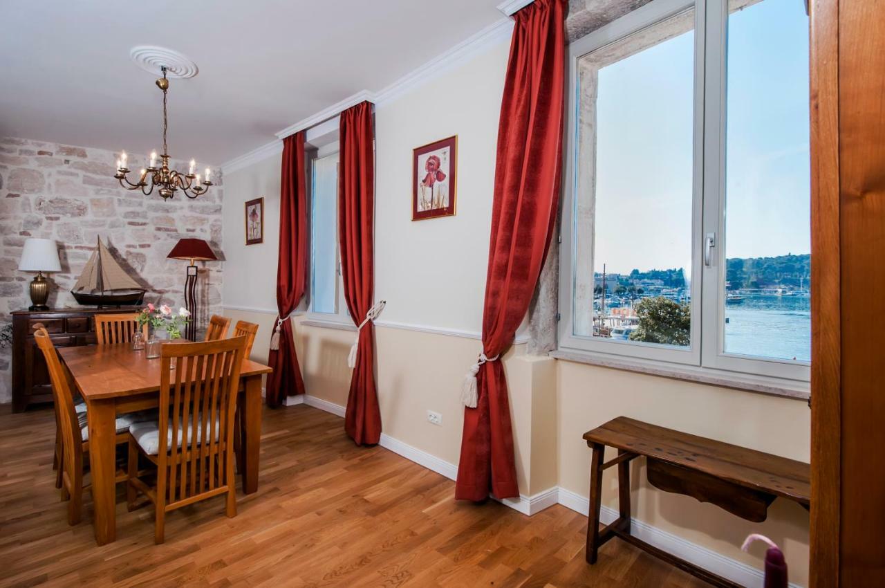 Adriatic Royal Sea View Apartment Ровінь Екстер'єр фото