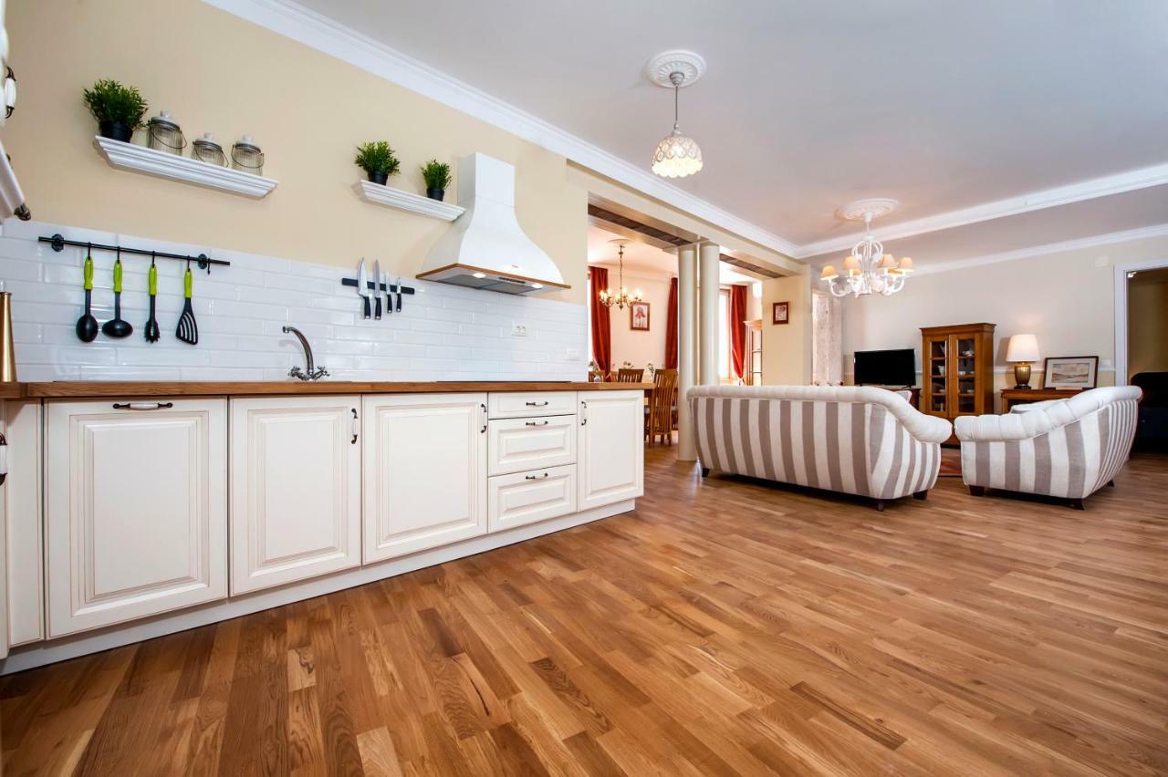 Adriatic Royal Sea View Apartment Ровінь Екстер'єр фото