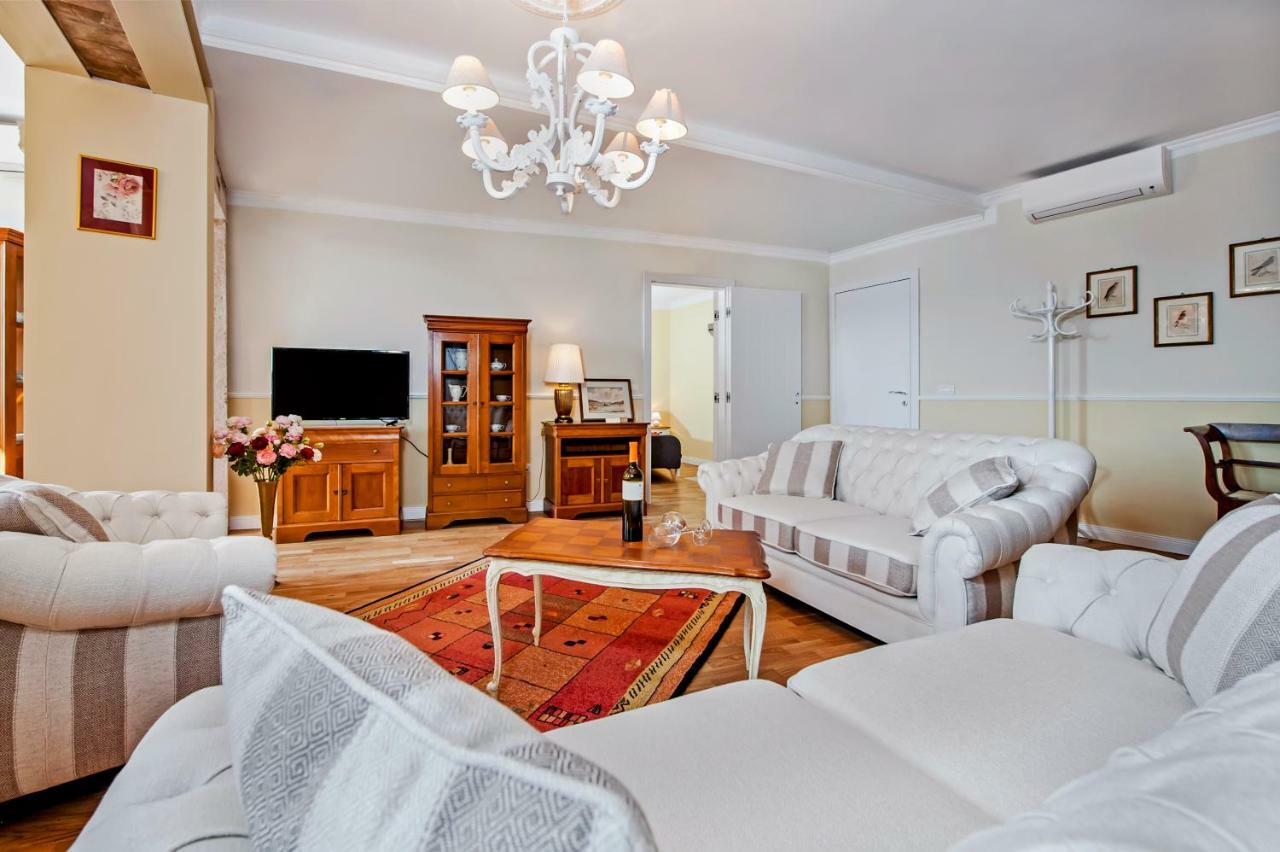 Adriatic Royal Sea View Apartment Ровінь Екстер'єр фото