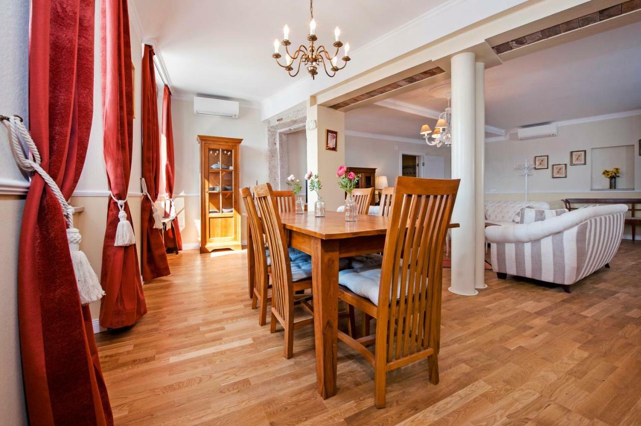 Adriatic Royal Sea View Apartment Ровінь Екстер'єр фото